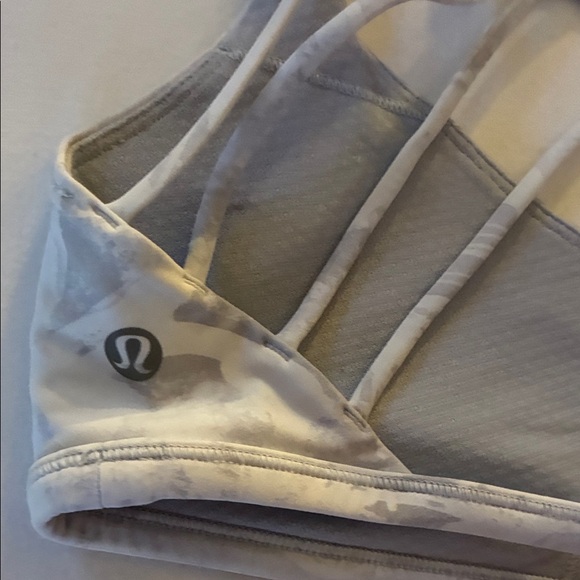 Lululemon Athletica Light Blue Strappy Sports Bra - Picture 4 of 5